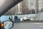  Кола падна в изкоп на метрото в София