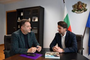   Министърът на туризма и кметът на Велико Търново обсъждат стратегия за реклама на общините