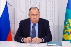 Москва има достатъчно основания да не вярва на Украйна и на западните й поддръжници: Лавров