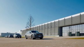 Новият завод на BMW в Унгария ще произвежда новото iX3