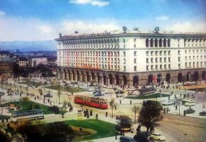  19 дка е ЦУМ, който стана на 68