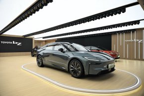    Toyota bZ7: Новият електрически седан за китайския пазар