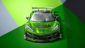 Corvette C8 има нов цвят: зелен