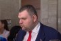 Трябва хората да живеят добре, а не да ги плашим: Пеевски