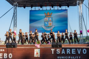 „Децата ни танцуват“: Магия край морето в Царево