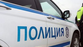 Мъж уби човек и рани още 2-ма роднини на приятелката си в Старозагорско 