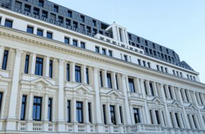   Fitch Ratings повиши дългосрочния кредитен рейтинг на ББР на „ВВВ+“
