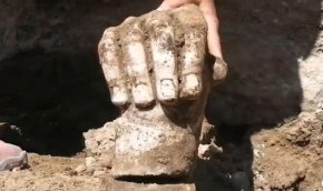 Археолозите откриха гигантската ръка на Херакъл в Хераклея Синтика