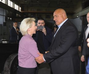Всички сме за мир, но трябва да имаш мощна отбрана, за да се съобразяват и да не те нападат: Борисов