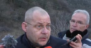 Стрелбата е била вътре в кемпера: Полицията
