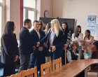    Ученици поеха управлението на Община Царево за Деня на Европа