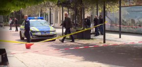 Гръмнаха в ръката 73-годишна жена в центъра на Варна