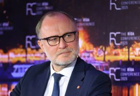 Латвийският министър на отбраната подаде оставка заради навлизане на украински дронове
