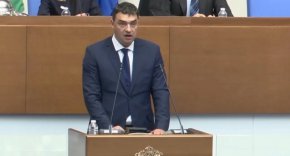 Може да намалим майчинството: Вл.Николов, зам.-шеф ПГ на ПБ/Радев