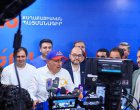 Пашинян остава на власт в Армения, прави еднопартиен кабинет, праща на съд опозицията 