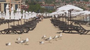 Двама мъже са с опасност за живота след стрелба и намушкване край Варна  