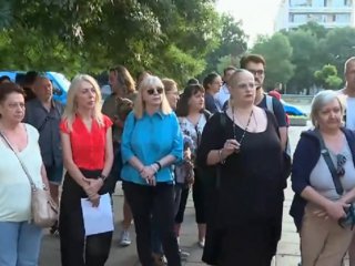 Група от 20 души тормози хората в подлеза Плиска в София 