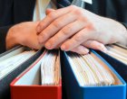   76000 чиновници взимат и пенсия, и заплата: Милиарди, които кабинетът Радев не ще да спести  
