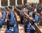 НС почете жертвите на вчерашната трагедия на пътя с 3-ма загинали