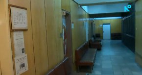 Психично болен се е самонастанил в столична поликлиника от 10 години