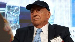 Гърция блокира новите санкции на ЕС срещу руския газ заради интересите на корабен магнат