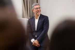  Нещо между кални бани и мазни борби е бг политиката: Д.Вълчев 
