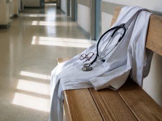 Два дни преди секцио жена губи бебето си: Майчин дом – Варна и майката с различни версии