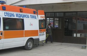 Хаос в здравеопазването със закриването на Спешните центрове и РЗИ-тата от новата власт: Ексминистър
