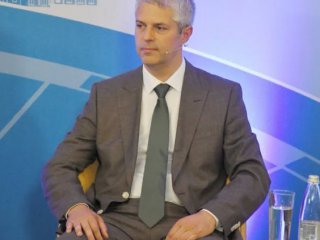   Ресторантът на кмета плати на Варна, но 383К или дължимите 550К не е ясно, Благо "приветства" паркирането в морската градина