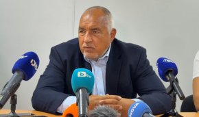   Изборите са решени. Всяка машина ще я пипа полицай - не униформен, а с отвертка: Борисов