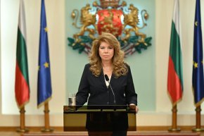 Президентството: Спазен е протоколът с писмото до Зеленский