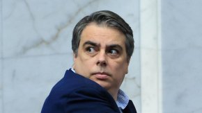 ПБ  ни връща към философията на евтиния труд: Ас. Василев