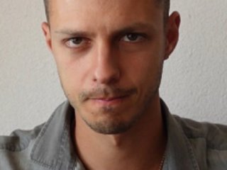 Нашите ми дадоха свобода и не станах зависим към вещества, но бях пристрастен към е-игрите: Павел Димчев