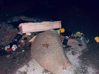  Слави бутна плочата на Петрохан, Карбовски се хвали, че бил с него