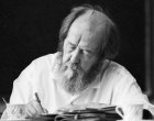 Линията, разделяща доброто и злото, не минава между държави, класи или политически партии, а през всяко човешко сърце: Ал. Солженицин