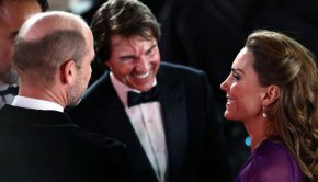 Том Круз подаде ръка на принцеса Кейт на първата ѝ филмова премиера от 2022 г.