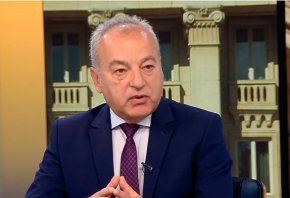 Текстовете ще бъдат променени, никой няма да ходи по къщите и да търси ракия: Гълъб Донев