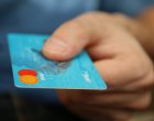 Измамници подменят банкови сметки по имейл