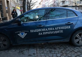 Удрят фирмите с наети от чужбина работници 