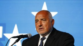 Борисов: Службите докладват за превоз на хора и войска с втория кораб