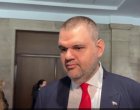 Управляващите са в пълна истерия: Пеевски