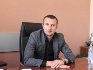 Изведоха с белезници кмета на Белица Радослав Ревански