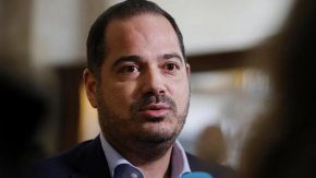  МВР подлага на целенасочен тормоз хората, дошли да подкрепят задържаните кметове в Бургас: Депутат