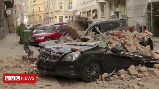 Феновете на Динамо се включиха в битката с две бедствия в Загреб