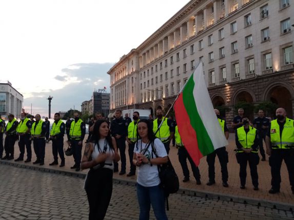 Протестите в София: Ден 8