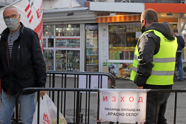 Хубавите пазари в южна София са по-сигурни от магазините, взети са отлични К19-мерки