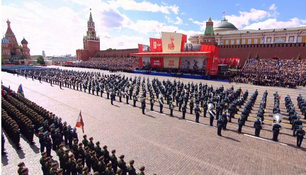 Русия празнува 80-годишнината от победата над нацистка Германия