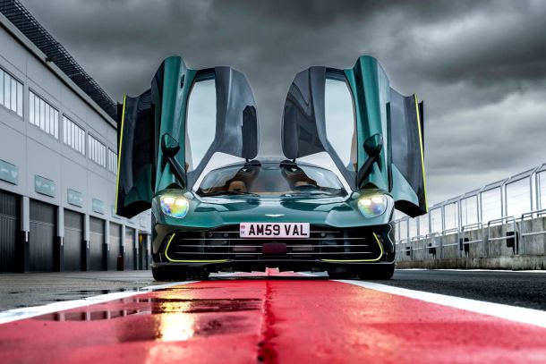 1000+ коня: Новият Aston Martin Valhalla