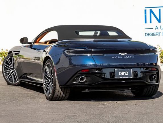 Ето го новия Aston Martin 2026 DB12
