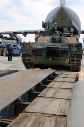  Първият US танк вече е в Бургас